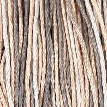 Cottage Smoke #O538, 6 strand floss, Valdani