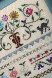 Button Sampler, The Victoria Sampler